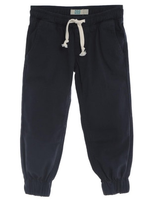 Pantalón con jareta jogger para niño Pantalón con jareta jogger para niño