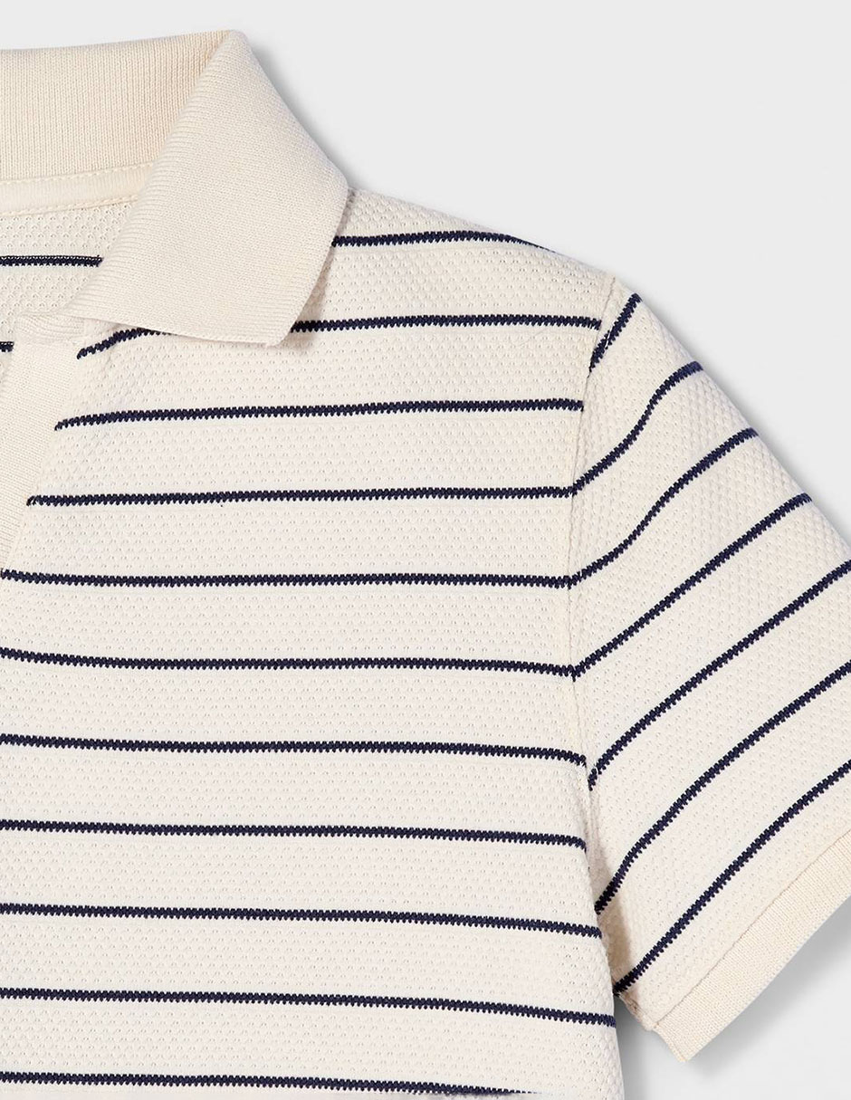 Playera tipo polo de piqué para niño 3