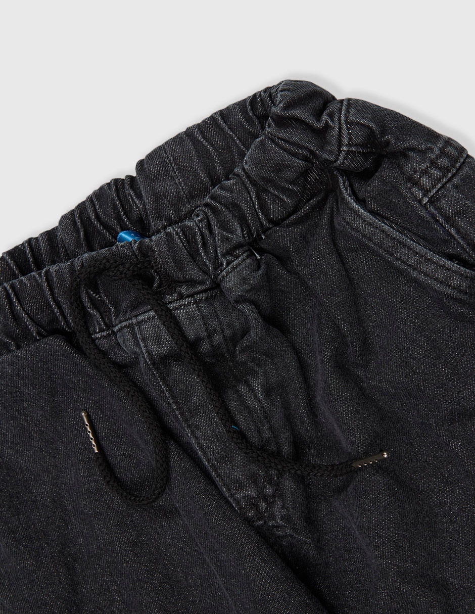 Jeans regular amplio piquenique lavado deslavado para niño