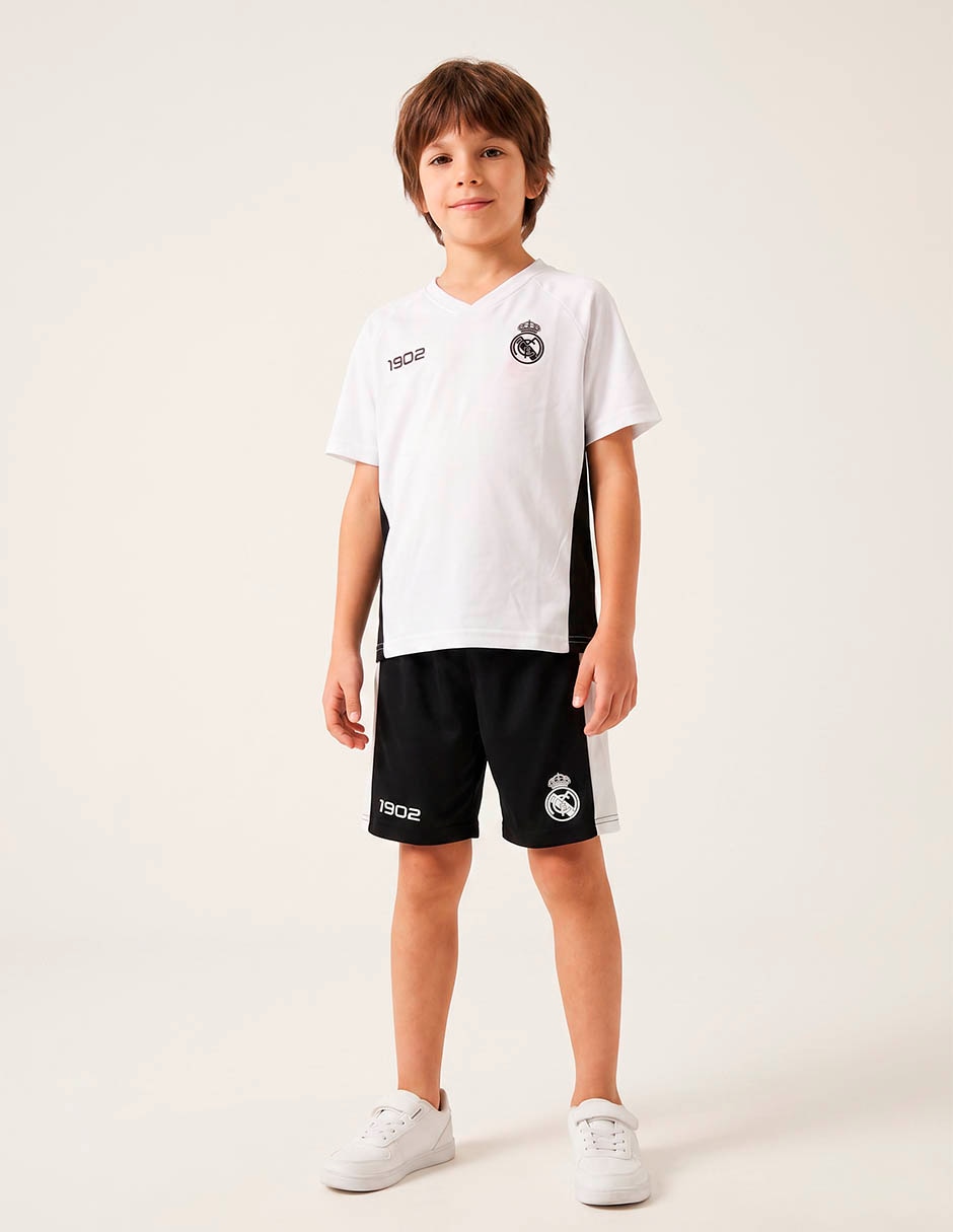 Conjunto deportivo para niño 5