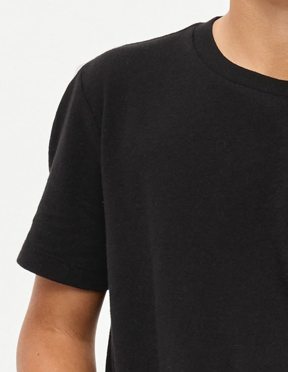 Playera manga regular para niño 3